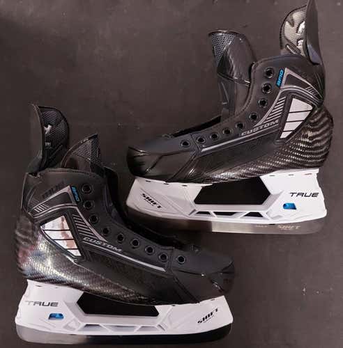 Senior True Pro Custom Hockey Skates (New) Size 7