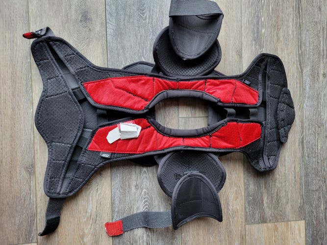 Junior Used Medium CCM JetSpeed FT1 Shoulder Pads
