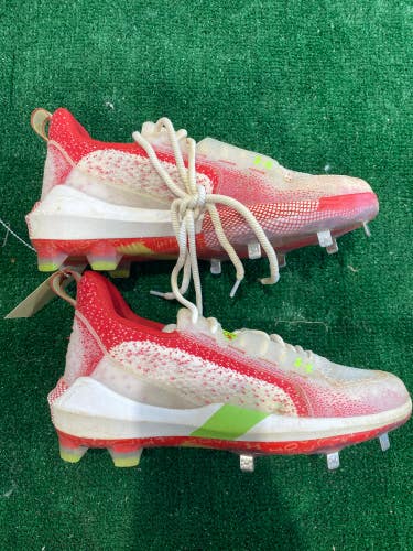 Used Men's Under Armour Hovr Cleats Size 8