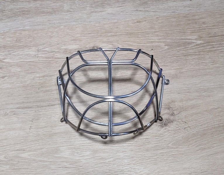 Senior CCM Cat eye cage M\L