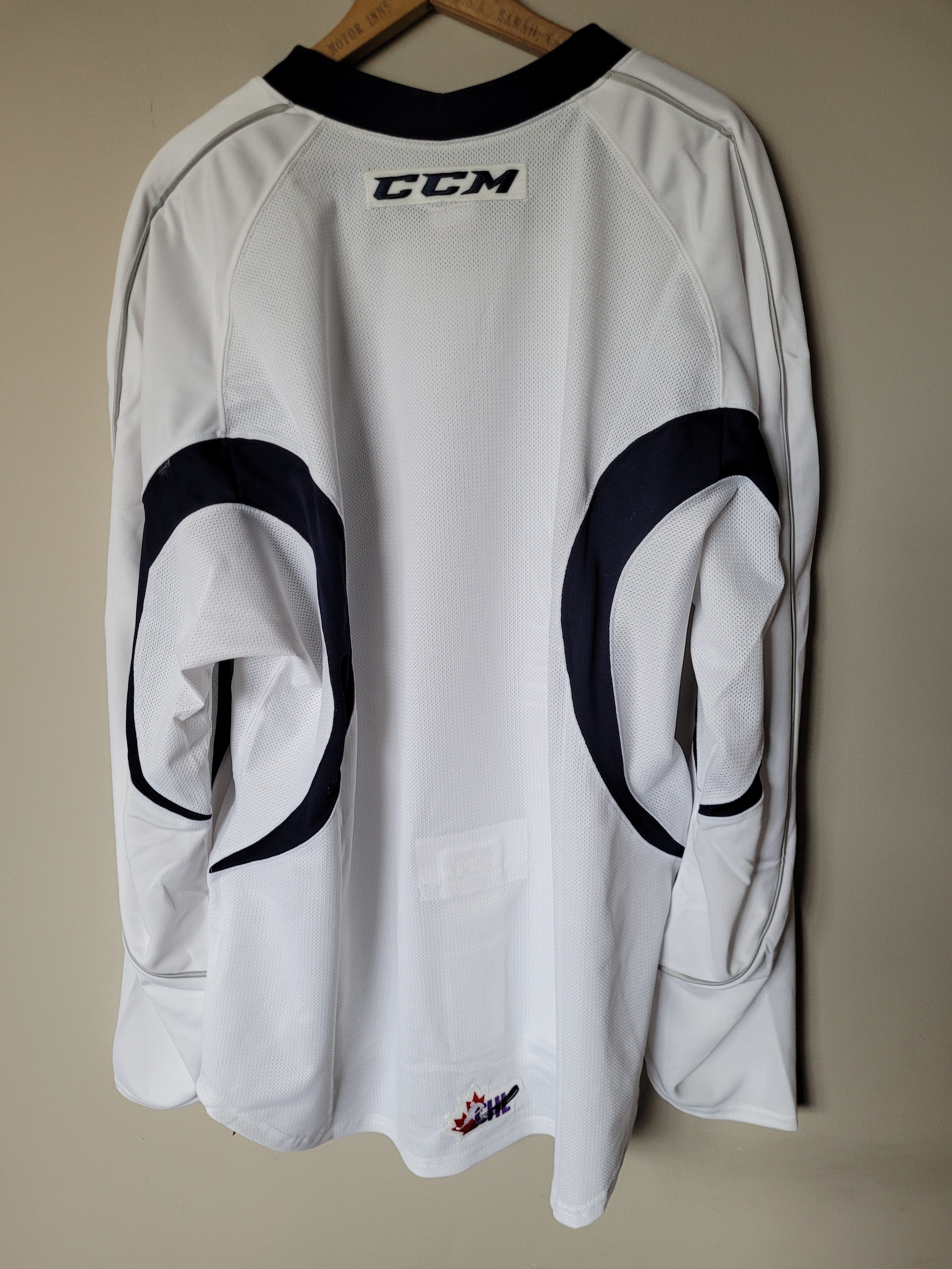 NEW! Navy blue Size 56 LHJMQ Practice Jersey