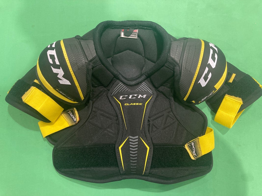 Junior Used Small CCM Classic Shoulder Pads