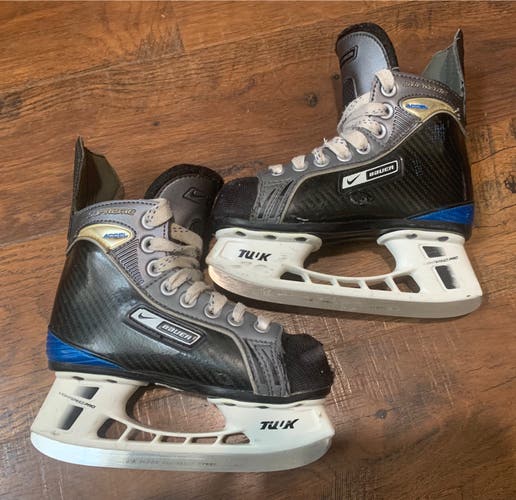 Used Bauer Regular Width Size 12 Supreme One Accel Hockey Skates