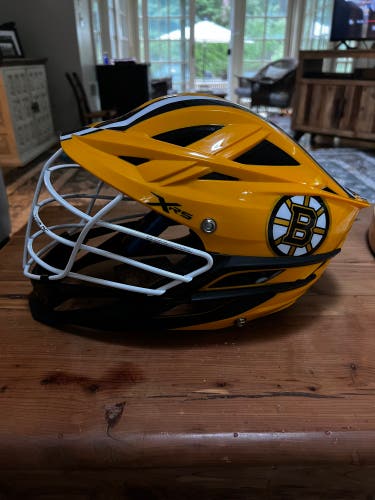 Player's Cascade XRS Helmet
