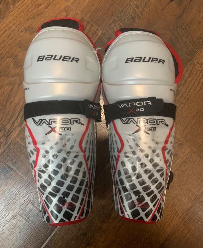 Bauer Vapor x20 Youth 9in shin guards