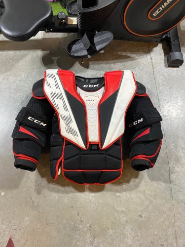 CCM EFlex 5.9 Chest and Arm Protector SR Large