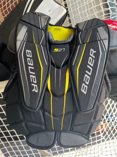 Bauer Supreme S27 Goalie Chest Protector (Junior Large)
