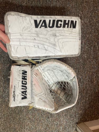 Vaughn pro V elite FULL RIGHT glove and blocker
