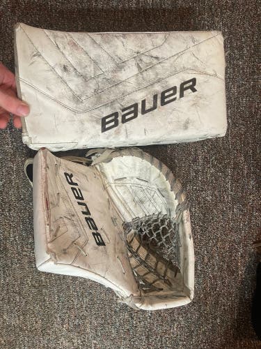Bauer supreme one.7 FULL RIGHT glove and blocker