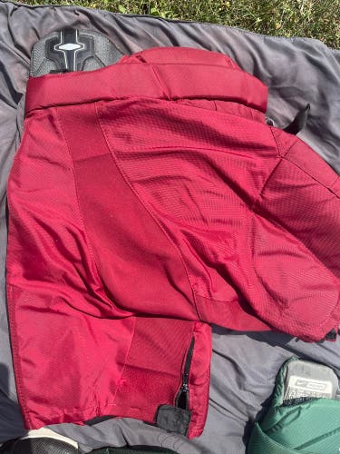 Boston College Senior Medium Hockey Pants
