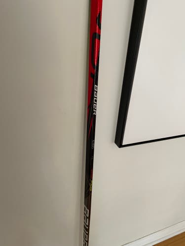 Intermediate Left Hand P28M Pro Stock Vapor FlyLite Hockey Stick