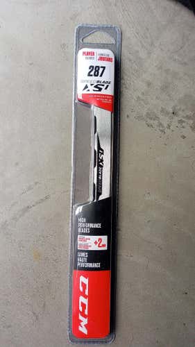 New in plastic - 287 CCM Speedblade XS1 Stainless +2mm (Price OBO)