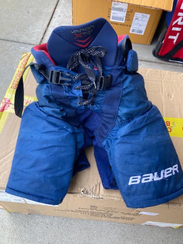 Junior Used Medium Bauer vapor x800 lite Hockey Pants