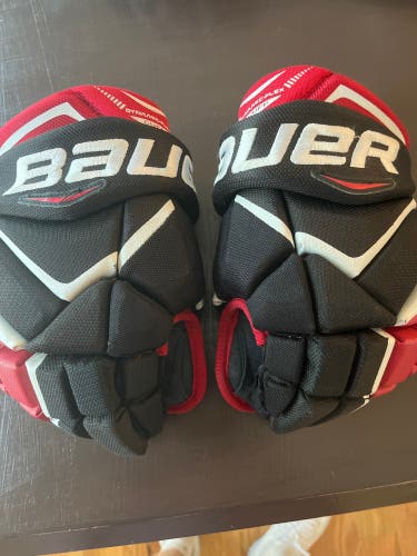 Bauer 11"  Vapor X800 Gloves