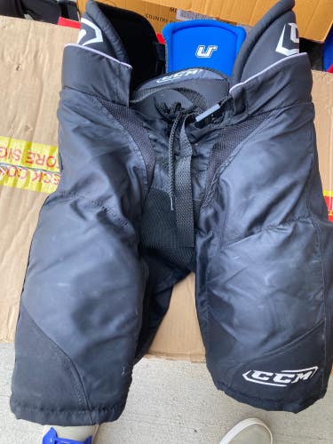 Junior Used Medium CCM U+ Fit 05 Hockey Pants