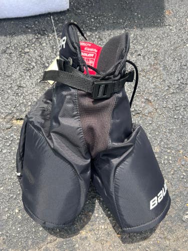 Youth Used Medium Bauer Lil Sport Hockey Pants