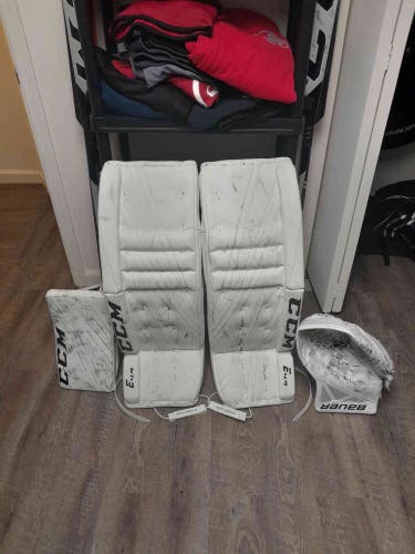 34" + 1 CCM  Goalie Leg Pads/Blocker Bauer Glove Full Set