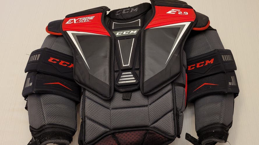 Used Large CCM Extreme Flex Shield E2.9 Goalie Chest Protector