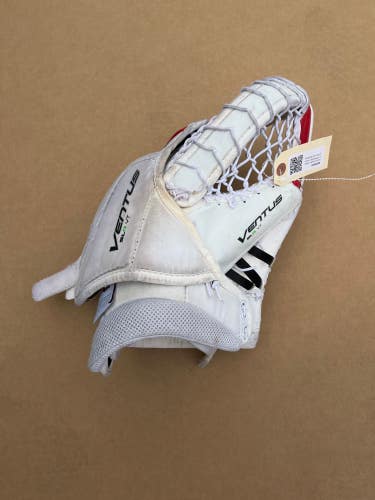 Used Vaughn Ventus SLR Regular Goalie Gloves & Blockers