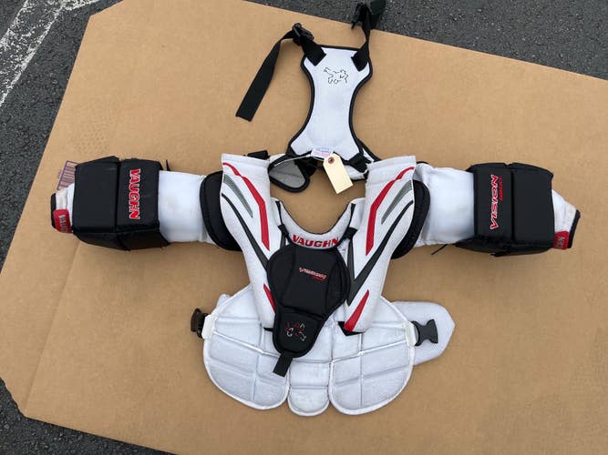 Used Small Vaughn Vision 9200 Goalie Chest Protector