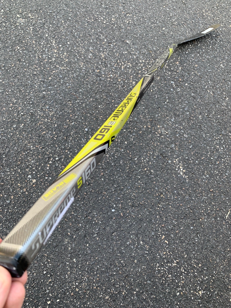 Used Junior Bauer Supreme S160 Right-Handed P92 Hockey Stick