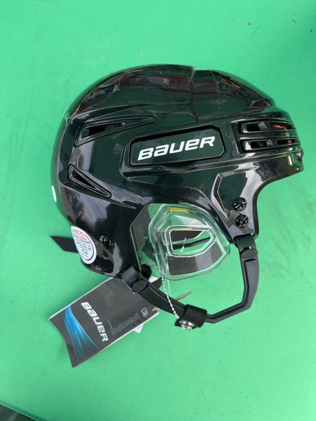 New Small Bauer Re-Akt 75 Helmet