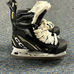 Used CCM Tacks AS-580 Hockey Skates 6.0
