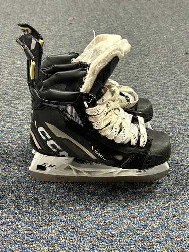 Used CCM Tacks AS-580 Hockey Skates 6.0-Intermediate