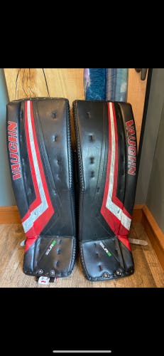Vaughn SLR2 Pro senior goalie pads