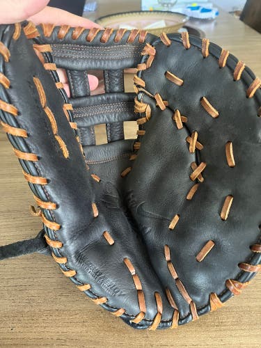 2017 First Base 12.5" Air show elite Baseball Glove