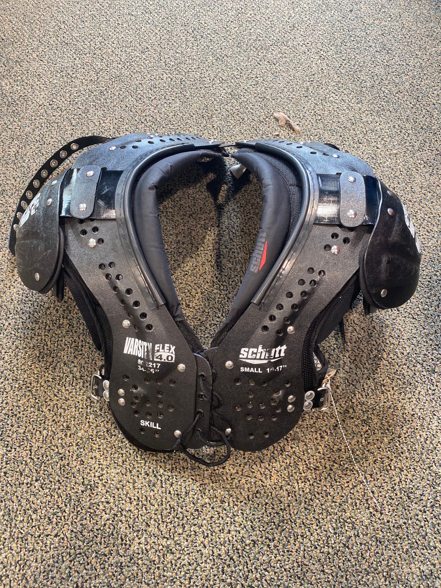 Schutt O2 Pro Skill Shoulder pads