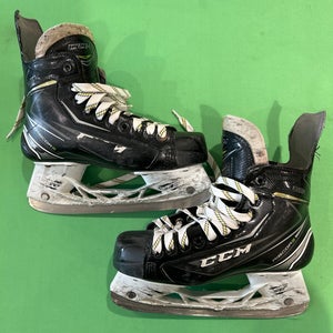 CCM Ribcor 86K Hockey Skates | INT 4.5 | Regular