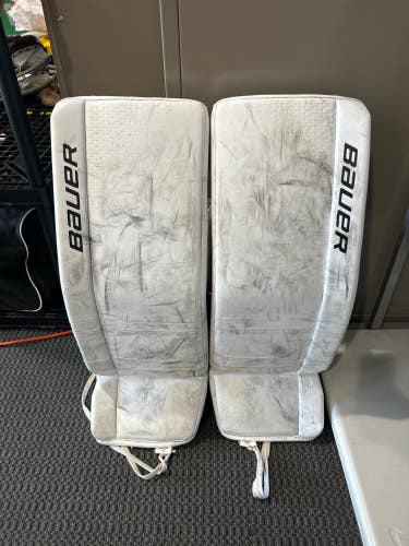 Used Small Bauer Gsx Goalie Leg Pads