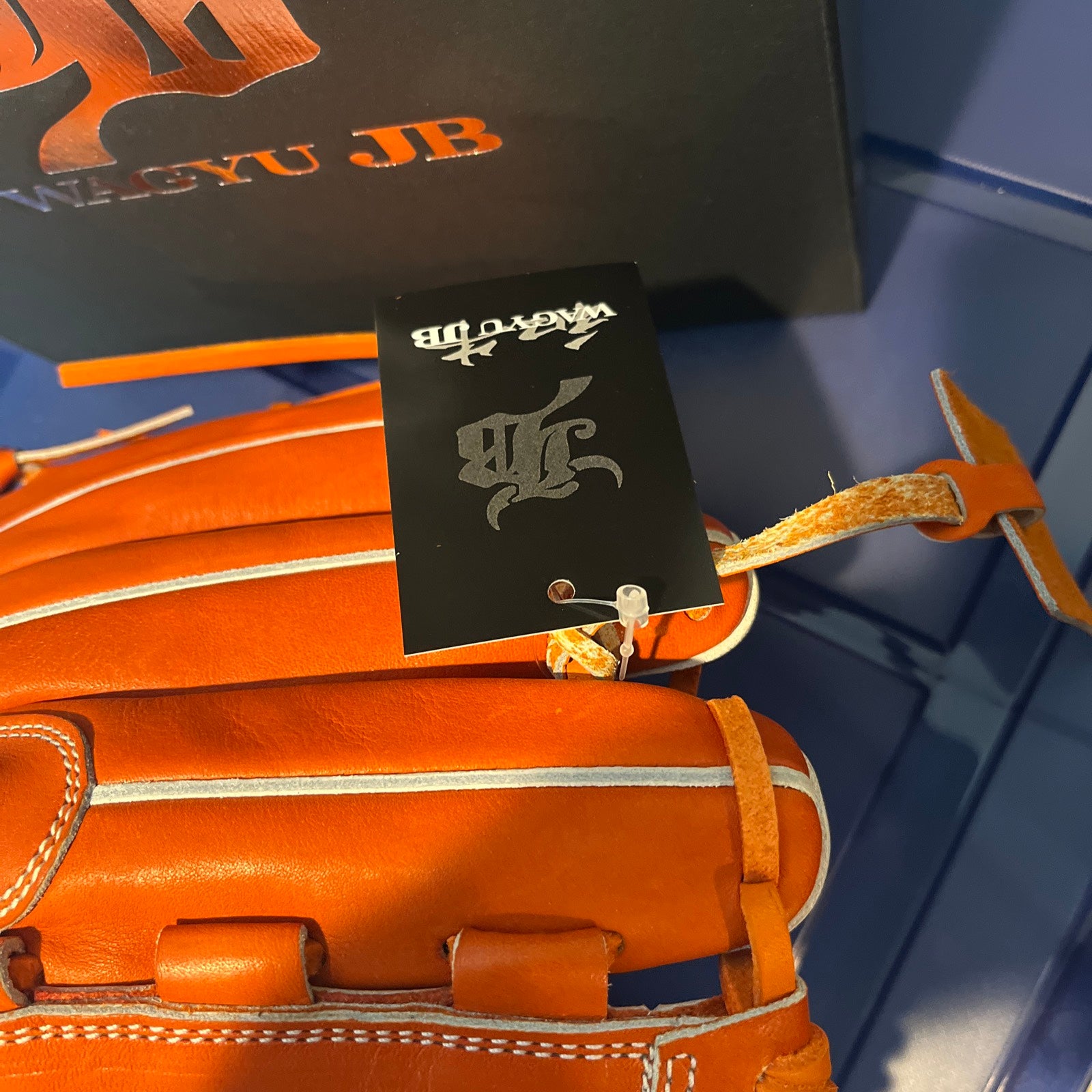 NEW IN BOX Wagyu JB Pitcher Glove + Carry Bag: 11.5 JB-001Y Orange Trevor  Bauer Made in Japan