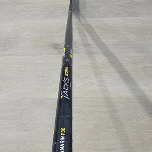 Junior Used Right Handed CCM Tacks 9080 Hockey Stick P30