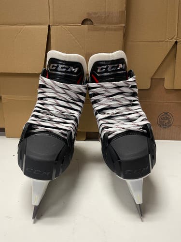Senior New CCM Jetspeed FT480 Hockey Goalie Skates Regular Width Size 7