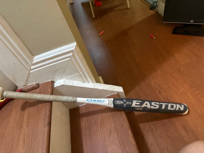 Used Easton Ghost Bat (-10) 23 oz 33"