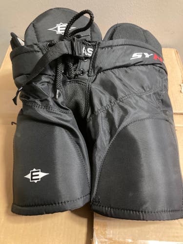 Youth Used Small Easton Synergy ST4 Hockey Pants