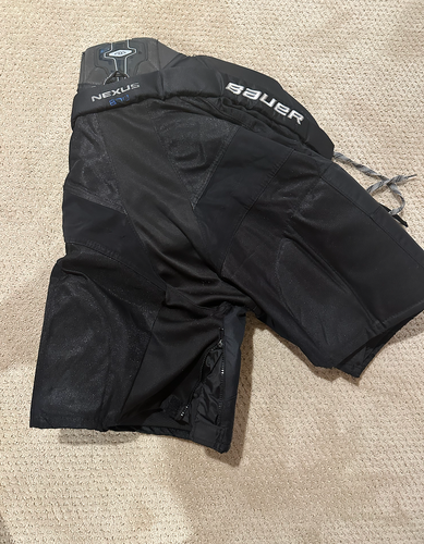 Used Senior Medium Bauer Nexus 800 Hockey Pants