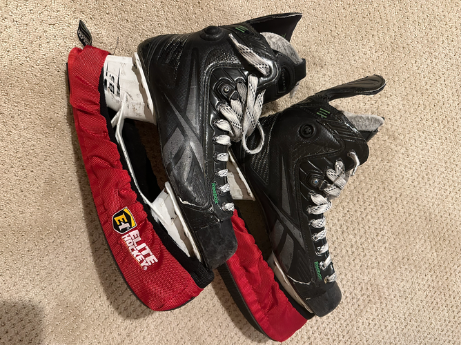 Senior Used Reebok RibCor (Reebok) Hockey Skates Regular Width Size 10.5