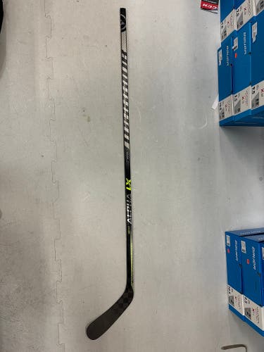 Senior Right Handed Warrior Alpha LX Pro Hockey Stick
