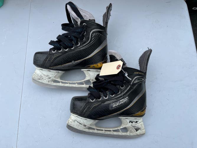 Junior Used Bauer Supreme One60 Hockey Skates EE (Extra Wide) 1.0