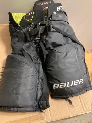 Junior Used Small Bauer Vapor X2.9 Hockey Pants
