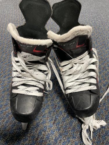 Junior Used CCM JetSpeed FT350 Hockey Skates D&R (Regular) 6.0