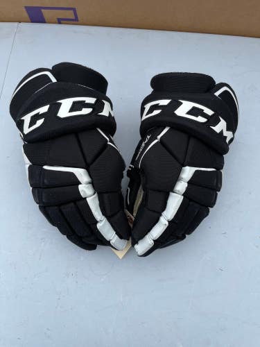Used CCM Tacks 9060 Gloves 13"