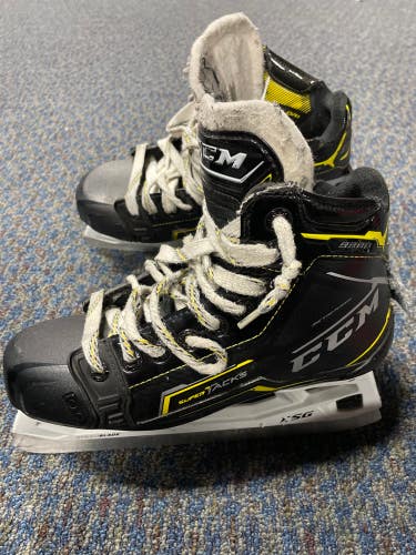 Junior Used CCM Super Tacks 9380 Hockey Goalie Skates D&R (Regular) 5.0