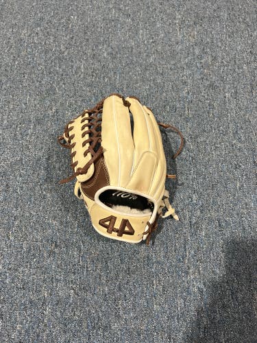 44 Pro 12.5inch outfield glove