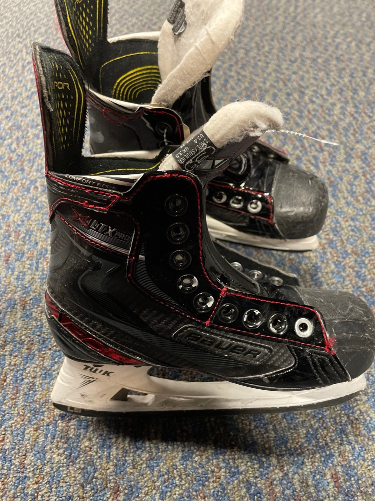 Junior Used Bauer Vapor XLTX Pro Hockey Skates D&R (Regular) 3.0