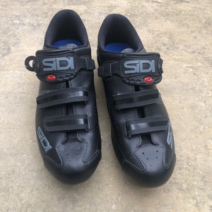 Used Men's Size 9.5 Sidi Bike Shoes