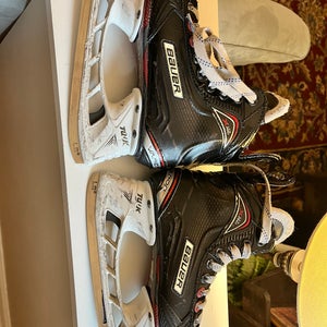 Used Bauer Size 3 Vapor 1 Hockey Skates